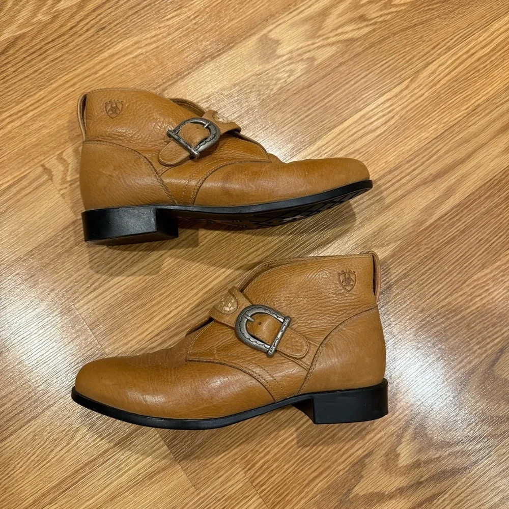 Ariat Juliet Strap and Buckle Tan / Light Brown Leather Ankle Boots Sz‎ 6.5 M